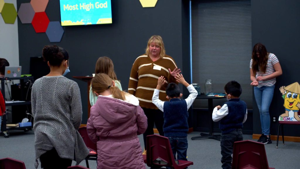 Amanda Davis teaching childrens church ministry